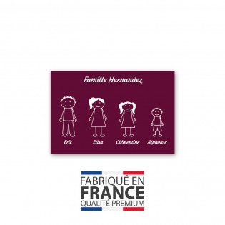 Plaque de maison Family personnalisée avec 4 membres pour boite aux lettres - Format 12x8 cm - Couleur bordeaux
