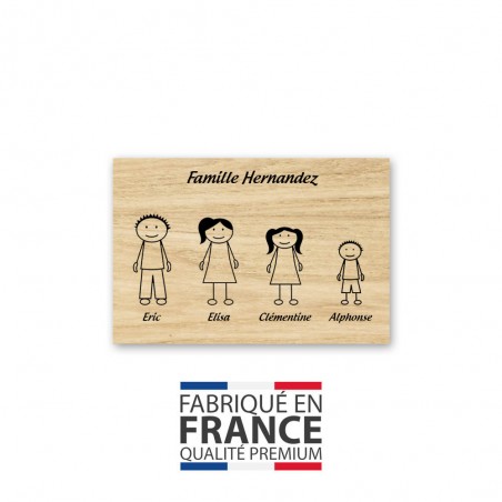 Plaque de maison Family personnalisée avec 4 membres pour boite aux lettres - Format 12x8 cm - Effet bois clair