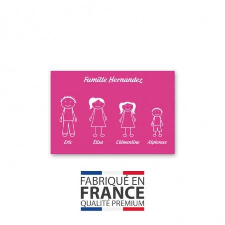 Plaque de maison Family personnalisée avec 4 membres pour boite aux lettres - Format 12x8 cm - Couleur Rose / blanc