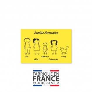 Plaque de maison Family personnalisée avec 5 membres pour boite aux lettres - Format 12x8 cm - Couleur jaune / noire