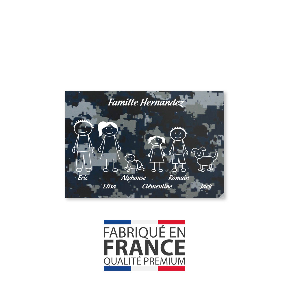 Plaque de maison Family personnalisée avec 6 membres pour boite aux lettres - Format 12x8 cm - Effet camouflage bleu