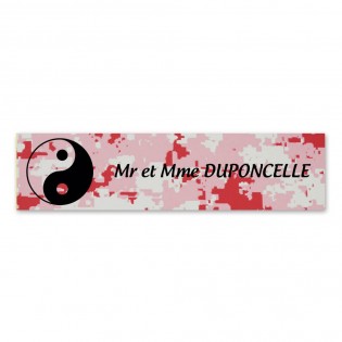 Plaque nom 1 ligne et symbole YIN YANG pour boite aux lettres type Decayeux (100x25mm) texture camouflage rose