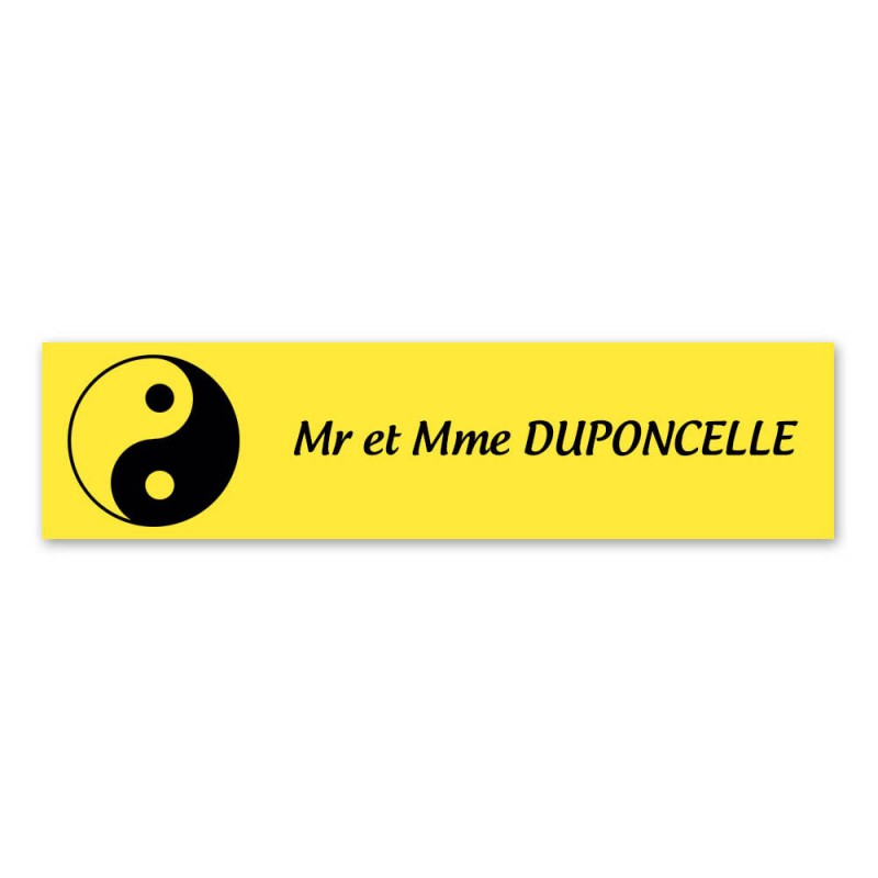 Plaque nom 1 ligne et symbole YIN YANG pour boite aux lettres type Decayeux (100x25mm) couleur jaune lettres noires Plaque nom 1 ligne et symbole YIN YANG pour boite aux lettres type Decayeux (100x25mm) couleur jaune lettres noires