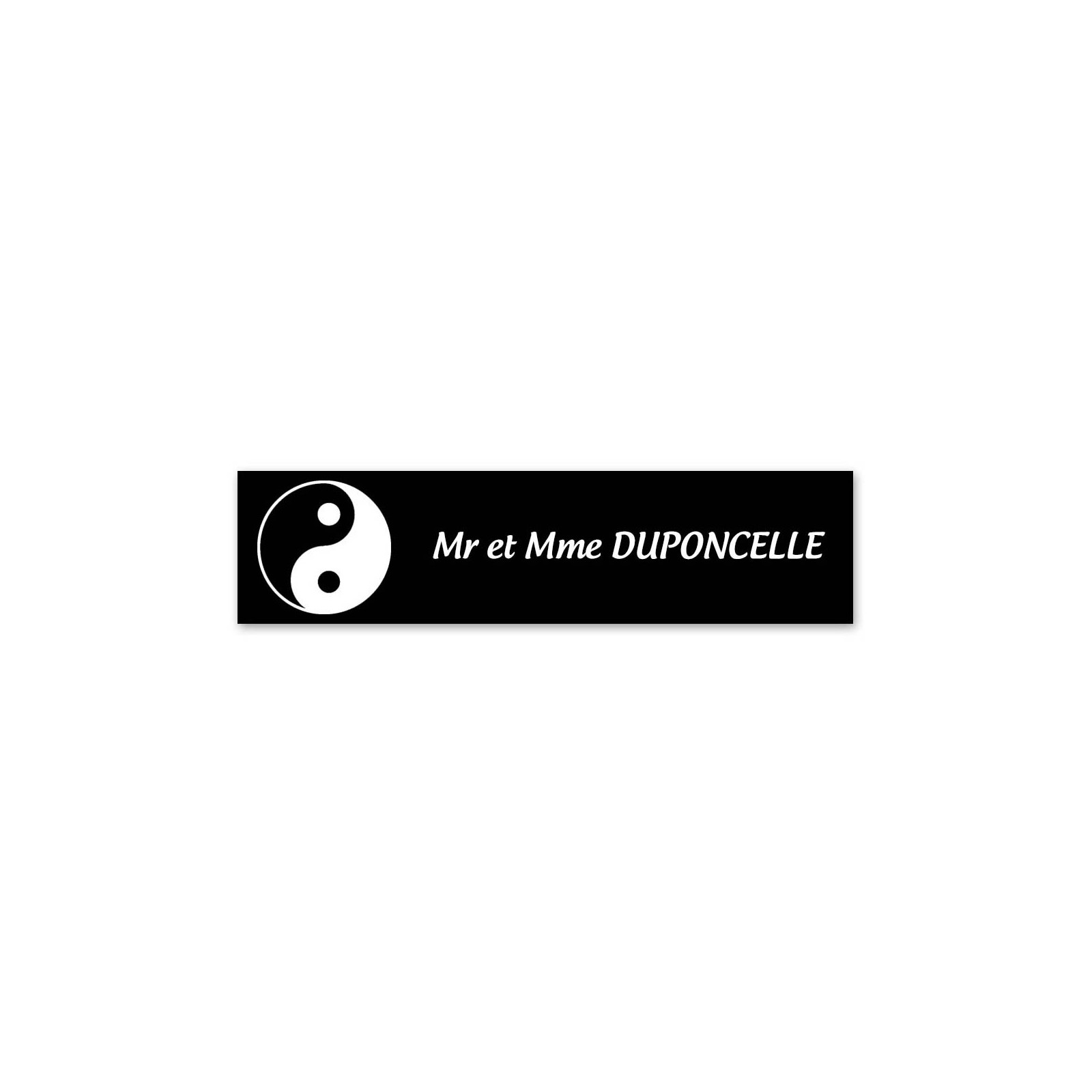 Plaque nom 1 ligne et symbole YIN YANG pour boite aux lettres type Decayeux (100x25mm) couleur noire lettres blanches