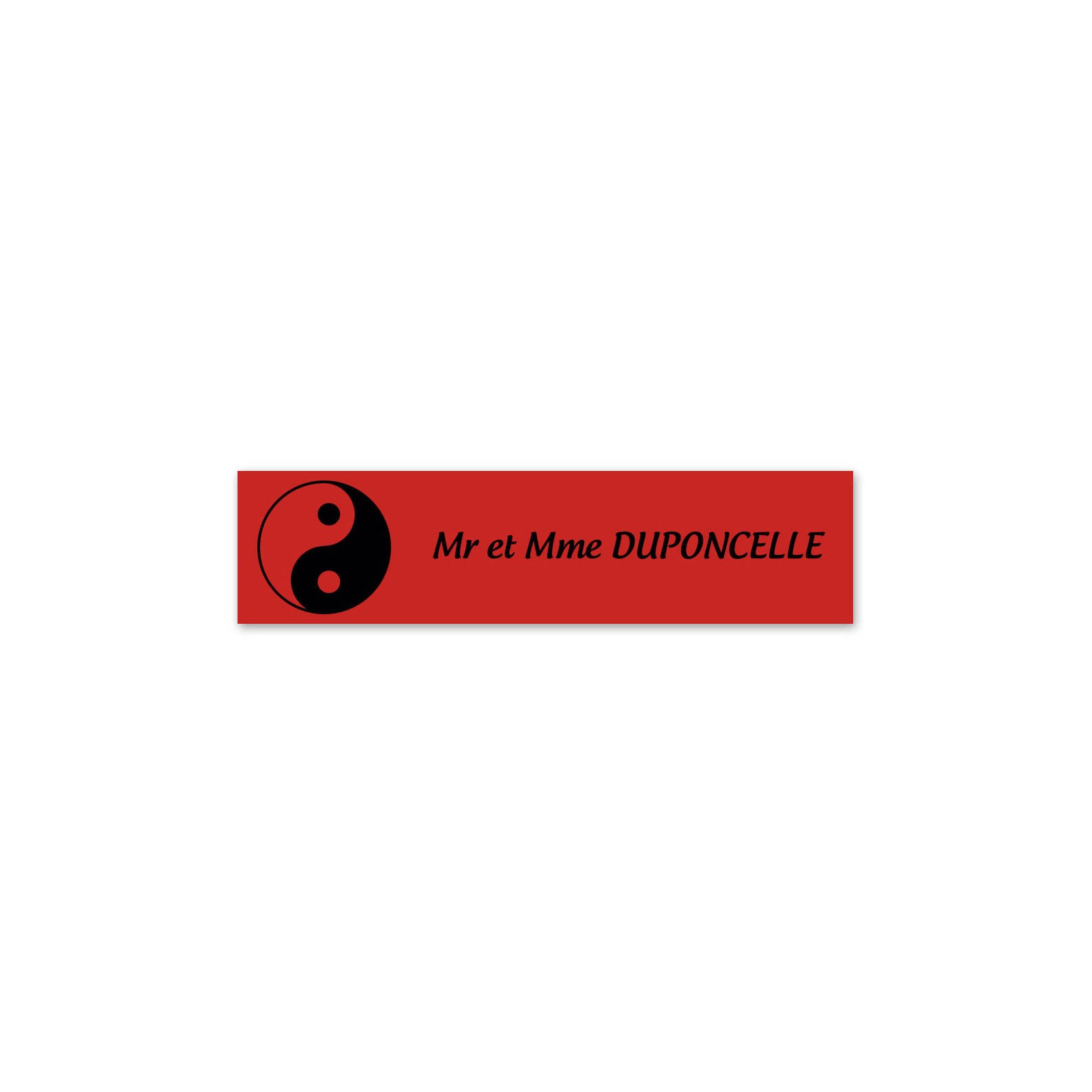 Plaque nom 1 ligne et symbole YIN YANG pour boite aux lettres type Decayeux (100x25mm) couleur rouge lettres noires
