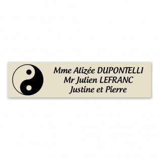 Plaque nom 3 lignes et symbole YIN YANG pour boite aux lettres type Decayeux (100x25mm) couleur beige lettres noires