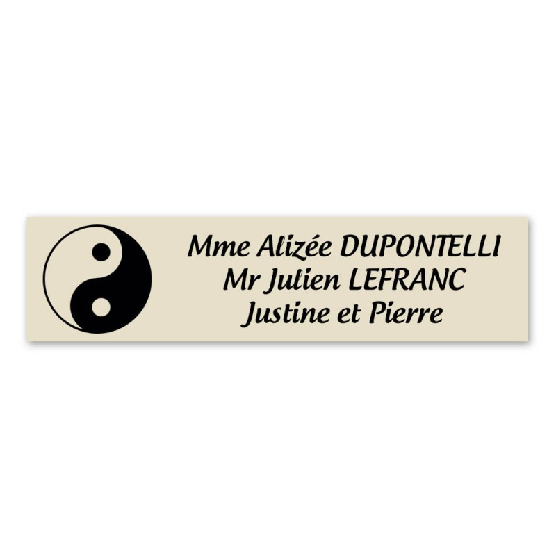 Plaque nom 3 lignes et symbole YIN YANG pour boite aux lettres type Decayeux (100x25mm) couleur beige lettres noires