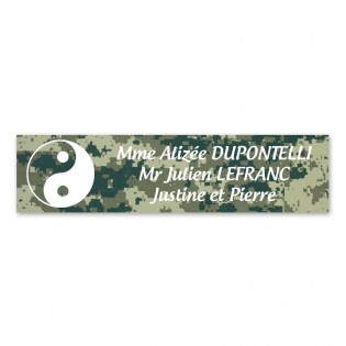 Plaque nom 3 lignes et symbole YIN YANG pour boite aux lettres type Decayeux (100x25mm) texture camouflage vert