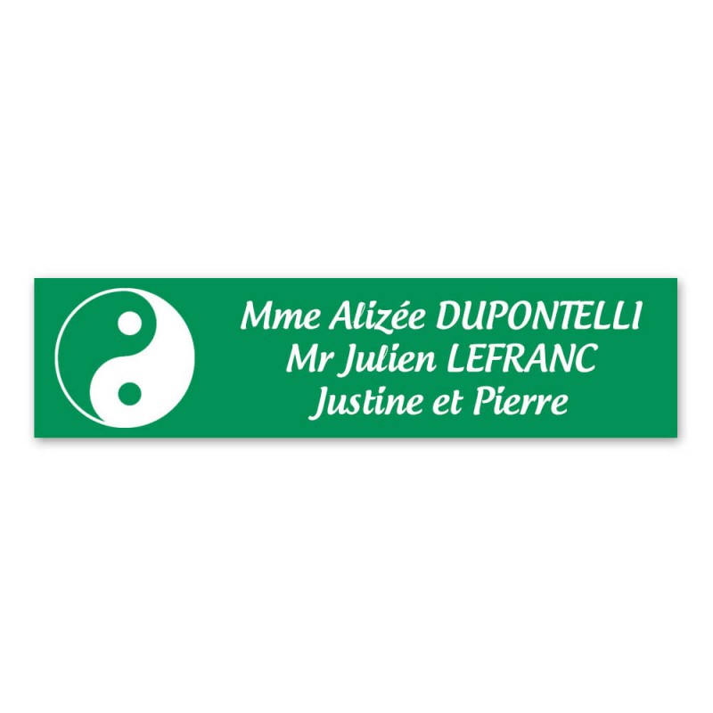 Plaque nom 3 lignes et symbole YIN YANG pour boite aux lettres type Decayeux (100x25mm) couleur vert clair Plaque nom 3 lignes et symbole YIN YANG pour boite aux lettres type Decayeux (100x25mm) couleur vert clair